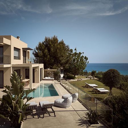 Uparati Villa - Hilltop Sea View Retreat Циливи Экстерьер фото